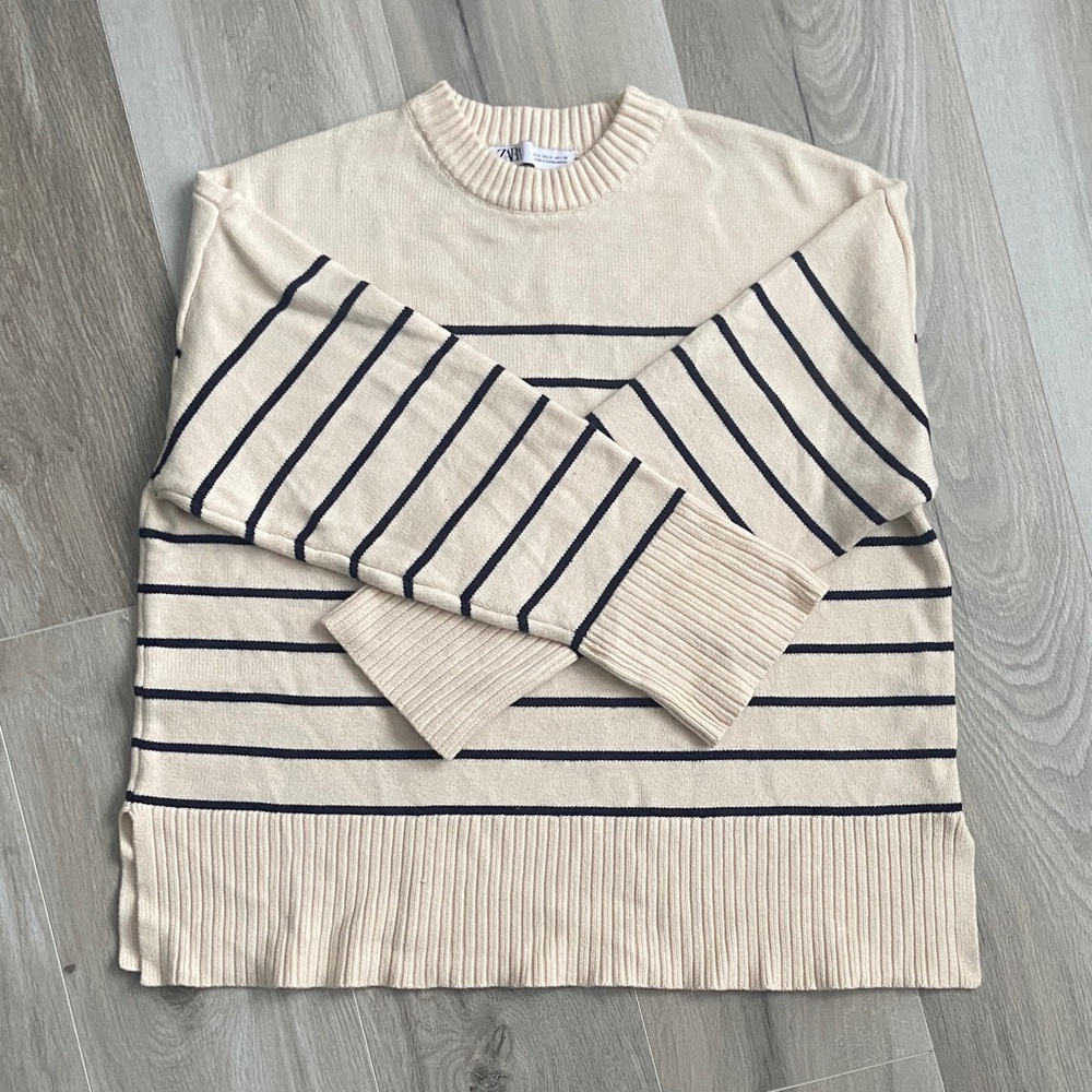 Zara Cream Ribbed Knit Sweater